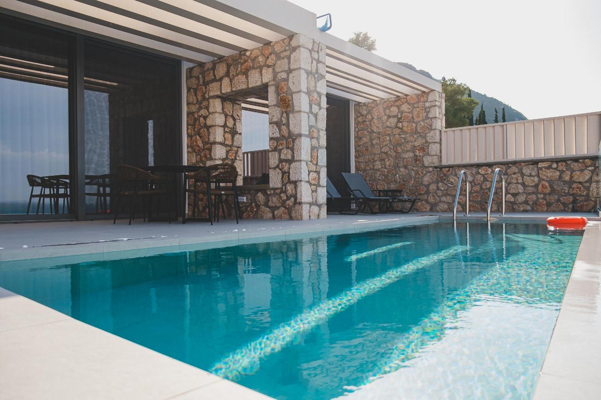 Z 4 Luxury Villas 圣爱奥尼斯米科 外观 照片