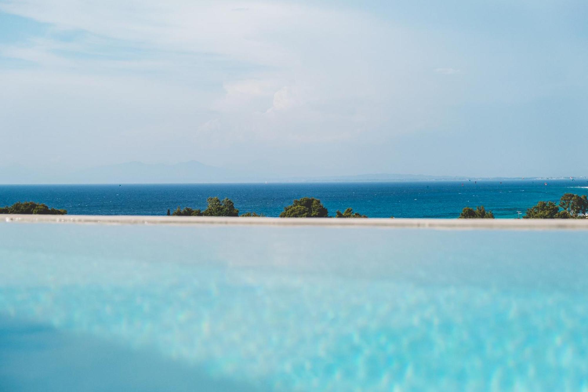 Z 4 Luxury Villas 圣爱奥尼斯米科 外观 照片