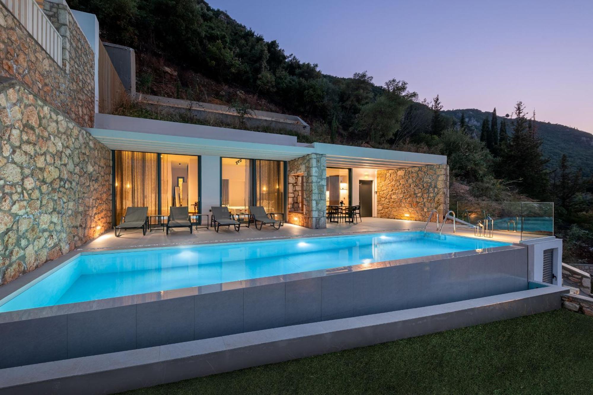 Z 4 Luxury Villas 圣爱奥尼斯米科 外观 照片